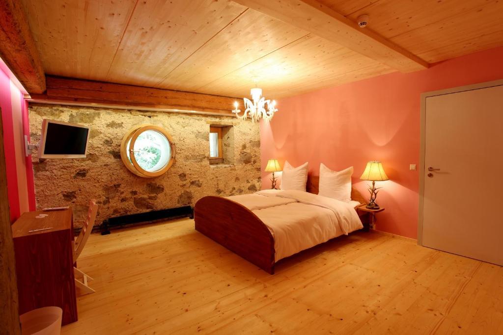 Rainhof Scheune & Naturpark Restaurant 3* Kirchzarten